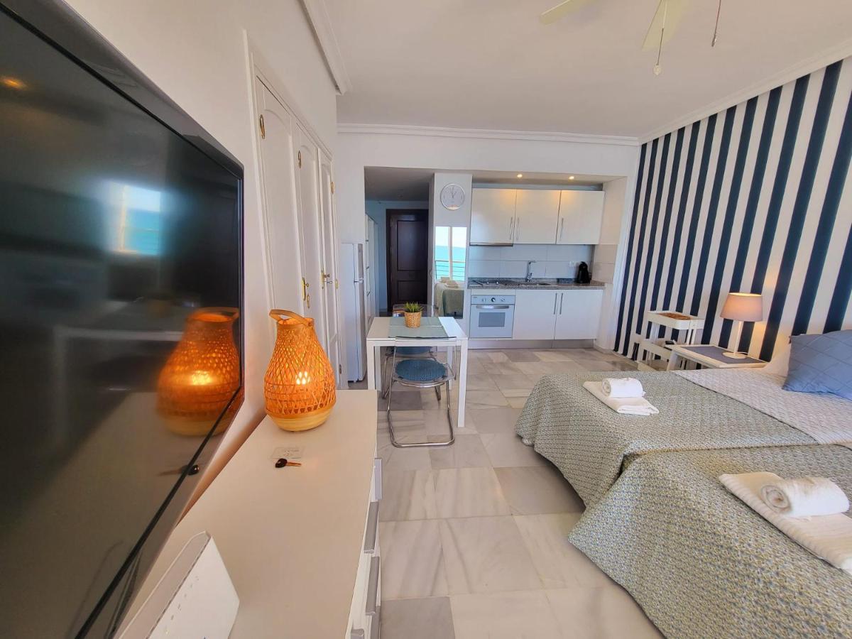 El Espigon De Santa Clara Apartment Torremolinos Luaran gambar