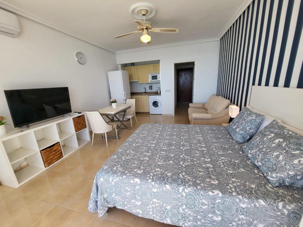 El Espigon De Santa Clara Apartment Torremolinos Luaran gambar